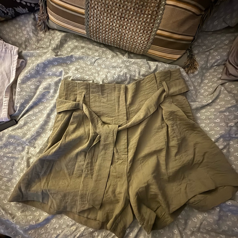 Woman’s shorts